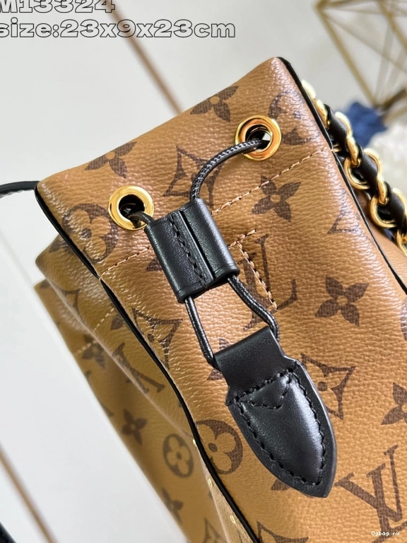 Louis Vuitton Trunk PM Noé 0727